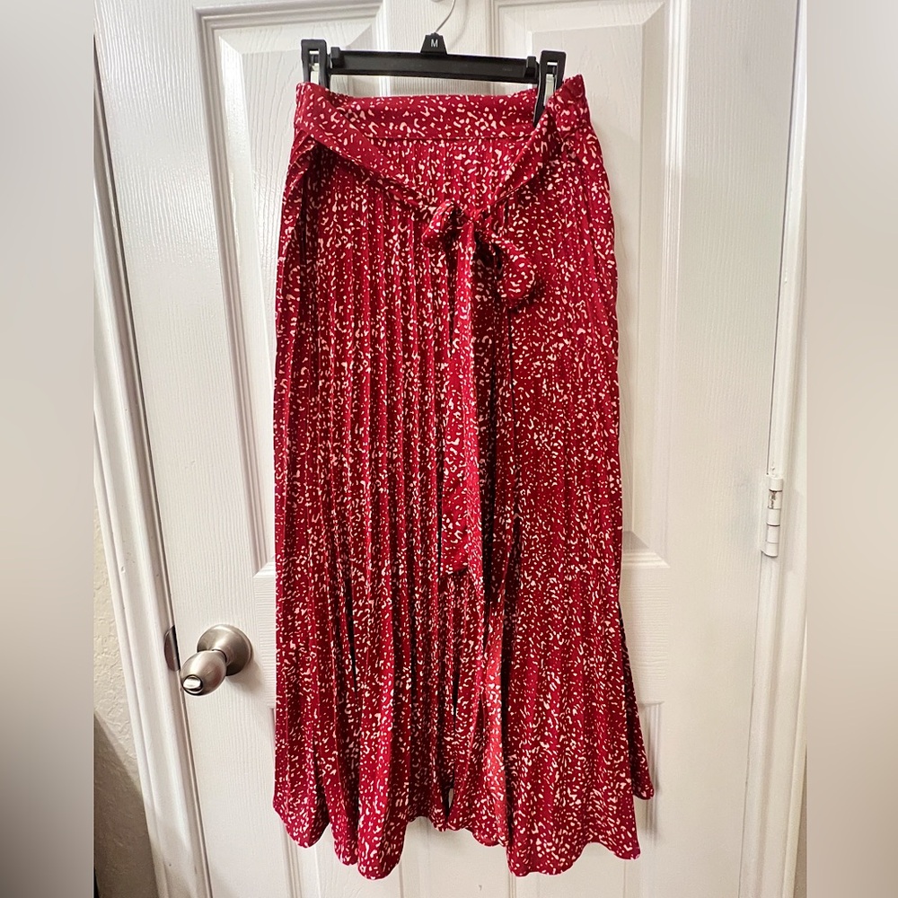 Pleated midi skirt - Skies are Blue - Medium